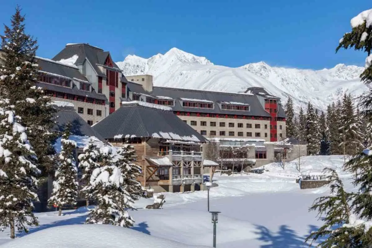 Top 9 Resorts Lodges in Alaska 4