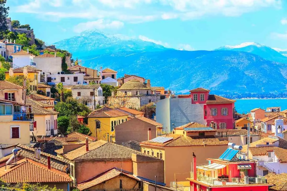 7 of the Best Destinations to Visit in Mainland Greece 6