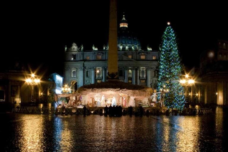 Christmas In Italy: 10 Traditions You Can Experience