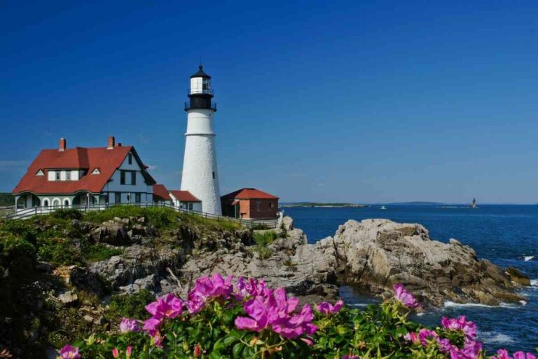 11 Unmissable Places To Visit In Maine