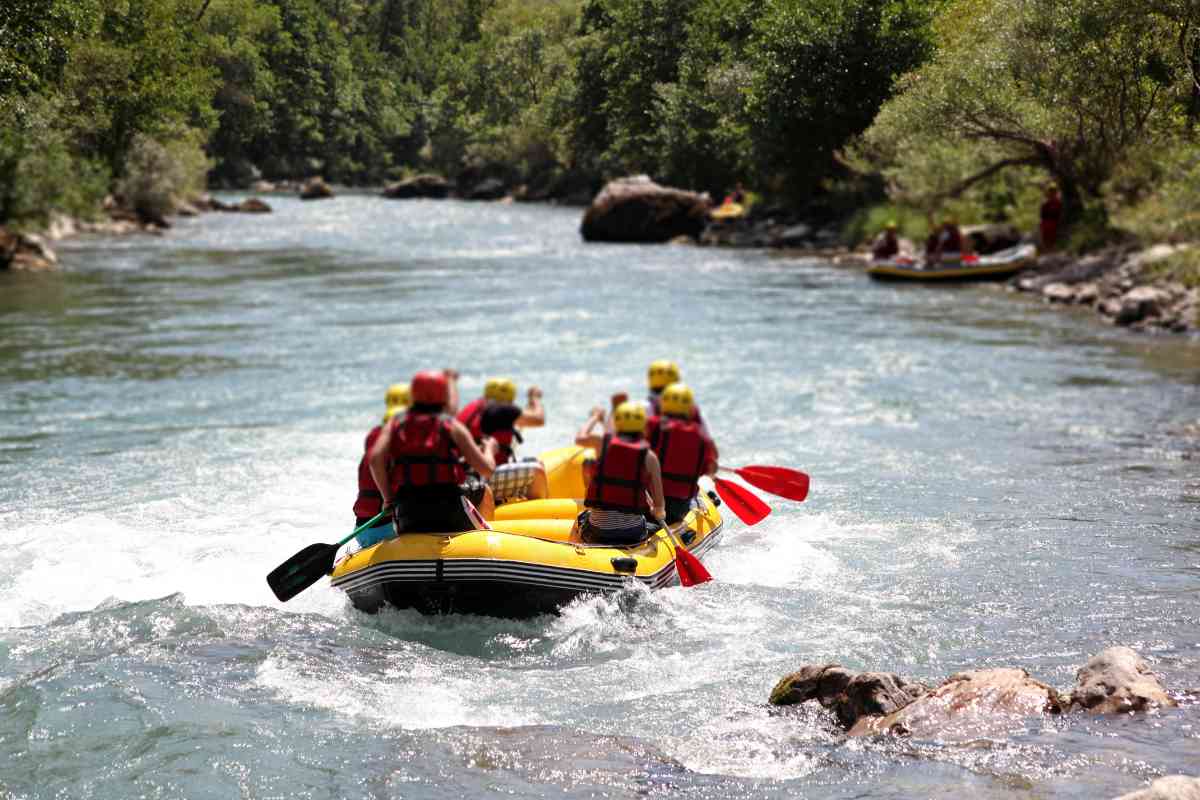 River Rafting Day Trips Around The Colorado River 3