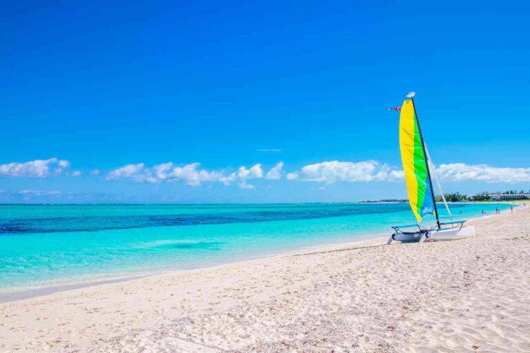 Best Time To Visit Turks & Caicos: Crowds, Hurricanes, and Mosquitos
