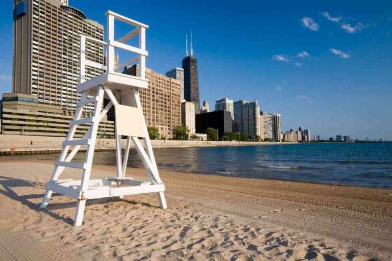 The 6 Best Family-Friendly Beaches Near Chicago