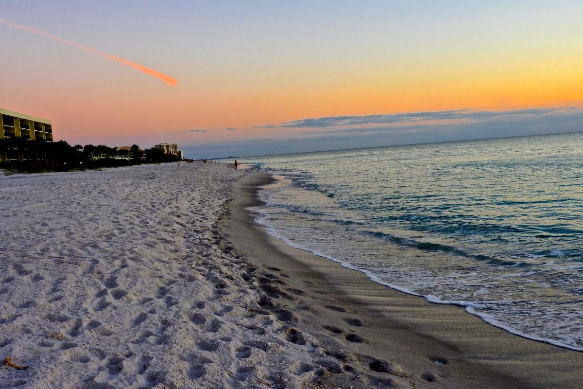 Whats the least crowded beach in Sarasota 3