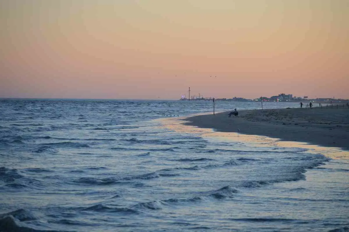 least crowded beaches in texas 3 2