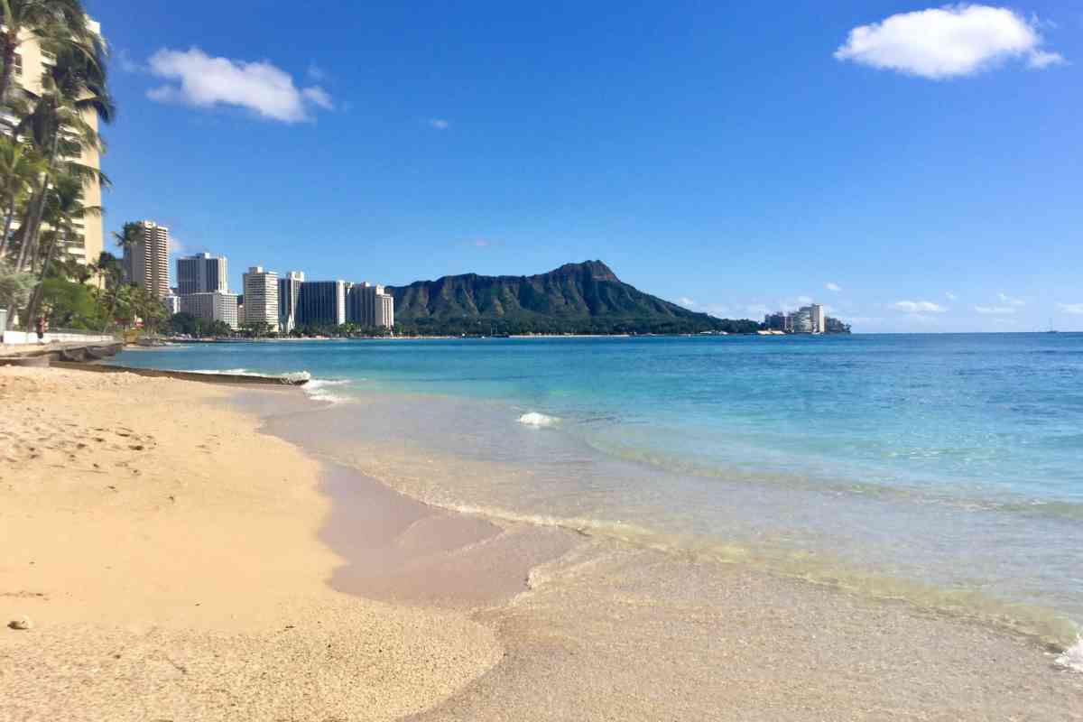 least crowded beaches near Honolulu 1