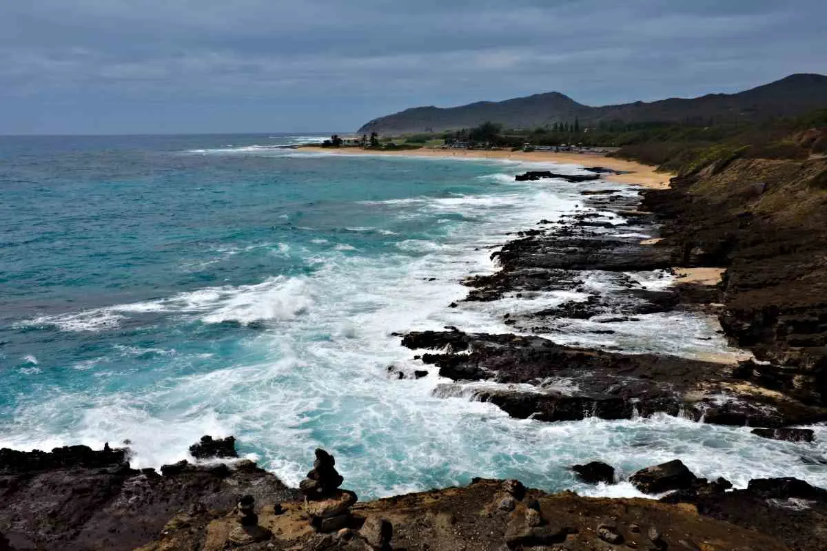 least crowded beaches near Honolulu 12