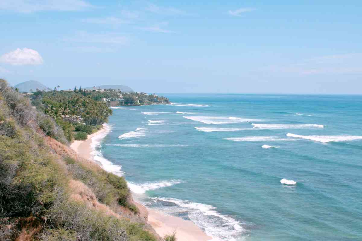 least crowded beaches near Honolulu 14