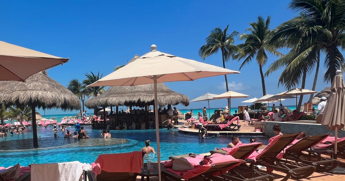 Mexico All Inclusive with swim up Bars