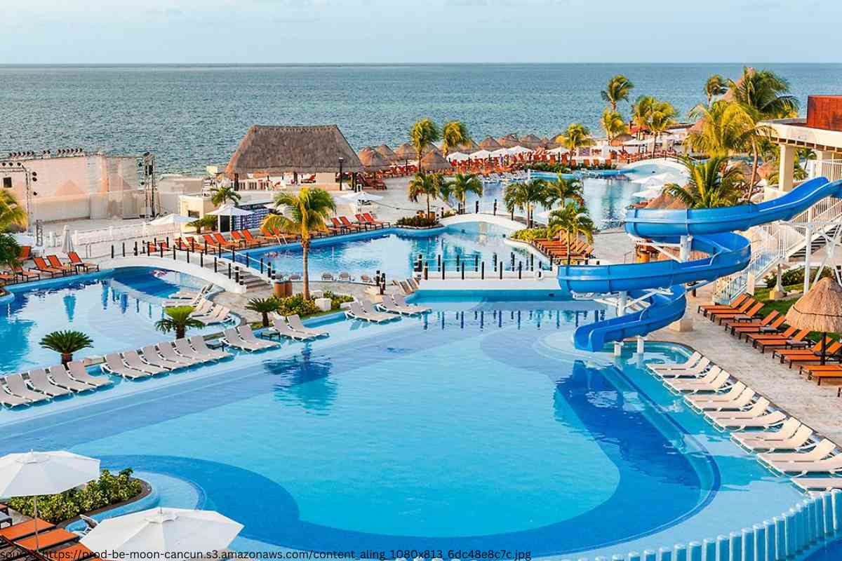 All Inclusive Resorts in Cancun with Water Slides 3 1