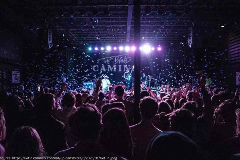 The 12 Best Live Music Venues Outside of Broadway