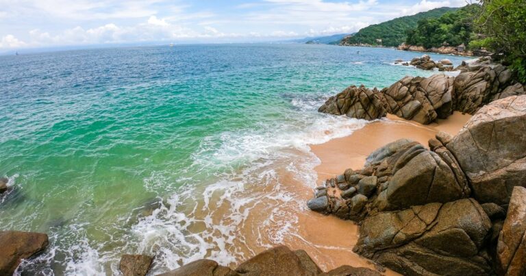 Are Puerto Vallarta Beaches Rocky?